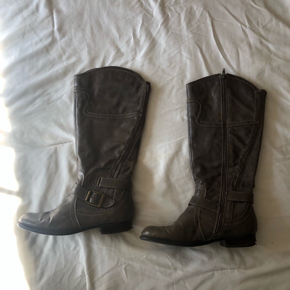 Tall Boots - Picture 4 of 8